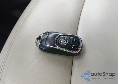 2018 Buick Encore Essence z USA, uszkodzony, nr VIN KL4CJCSM8JB708007